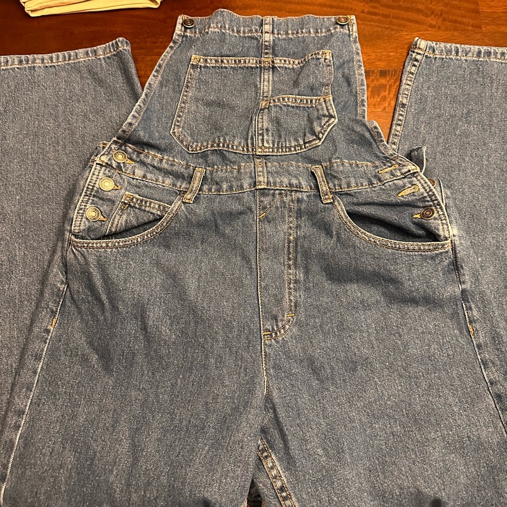 NWOT Free People
We The Free Ziggy Denim Overalls SZ Small